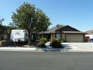 3545 Jupiter Ave, Palmdale CA  93550-5779 exterior