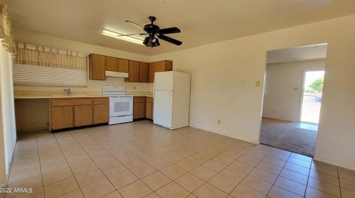 4819 Orangewood Ave, Glendale, AZ 85301-1564