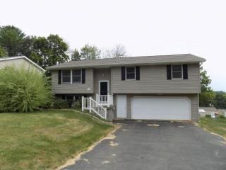1116 Elton Dr, Endicott NY  13760-1407 exterior