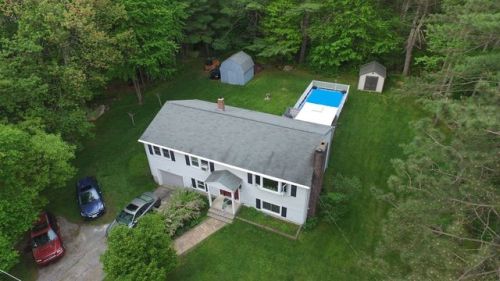 3 Pettingale Rd, Amherst, NH 03031-1801