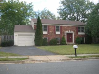 536 Merlins Ln, Herndon VA  20170-3125 exterior