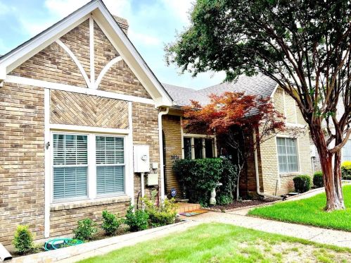 3021 Stonehenge Ln, Carrollton, TX 75006-5211