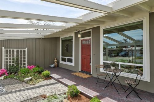 262 Diablo Ave, Mountain View, CA 94043-4117