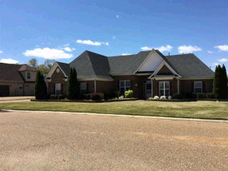 385 Cotton Bay Cv, Covington TN  38019-3573 exterior