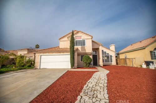 2352 Murrieta Rd, Perris, CA 92571-3506