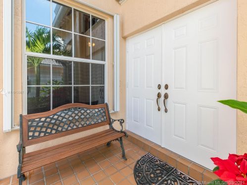 1161 185th Ter, Hollywood, FL 33029-3651