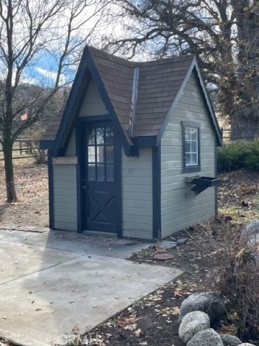 28100 Preakness Dr, Tehachapi, CA 93561-5565
