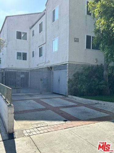 601 Grevillea Ave, Inglewood, CA 90301-4920