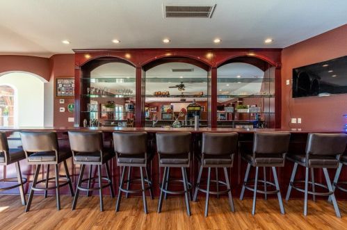 2985 Day Rd, Gilroy CA  95020-8828 exterior