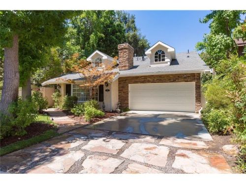 4109 Meadow Lark Dr, Calabasas, CA 91302-1846