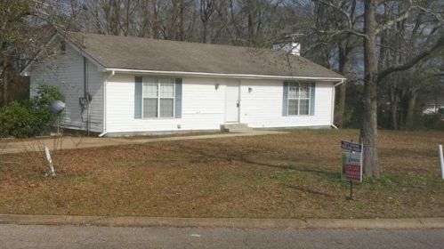 302 Jane Rd, Troy, AL 36079-3025