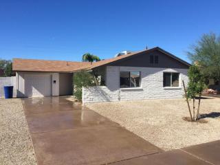 1344 Dakota St, Chandler, AZ 85225-6631