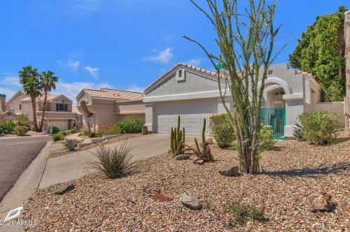 1138 Amberwood Dr, Phoenix AZ  85048-8414 exterior