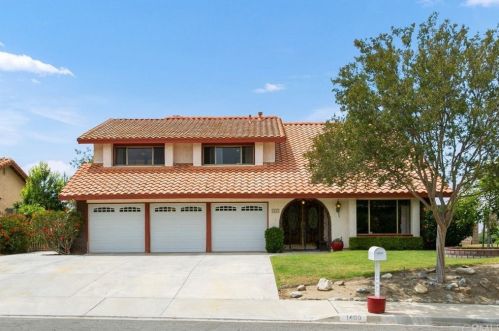 1400 Tiffany Dr, Riverside, CA 92506-5319