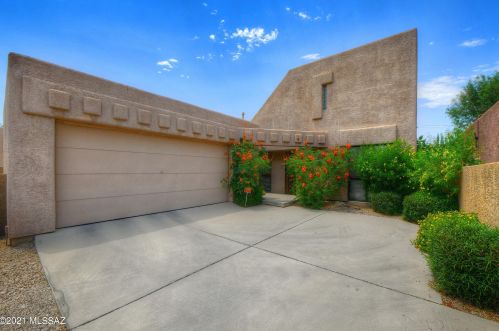 3682 Prince Village Pl, Tucson, AZ 85719-2029