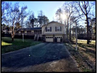 209 Kings Ct, Lawrenceville, GA 30044-4450