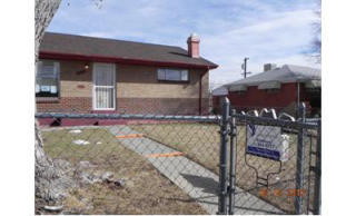 7000 Larsh Dr, Denver, CO 80221-2543