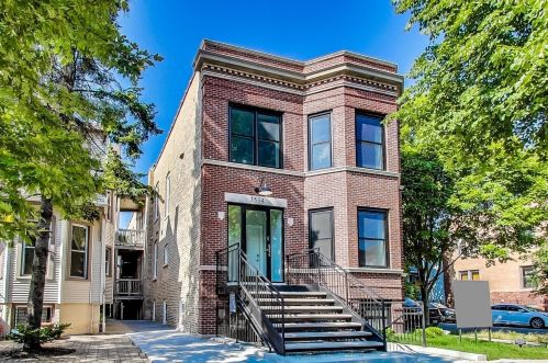 3534 Wrightwood Ave, Chicago, IL 60647-1249