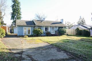 15524 6th Ave, Seattle, WA 98166-2404