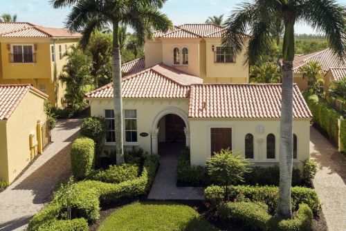 8576 Bellagio Dr, Naples, FL 34114-6434