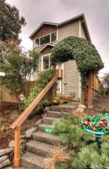 8305 25th Ave, Seattle, WA 98117-4444