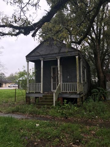 419 Williams St, Modeste, LA 70346-3341