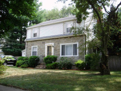 887 Dedham St, Newton, MA 02459-3417