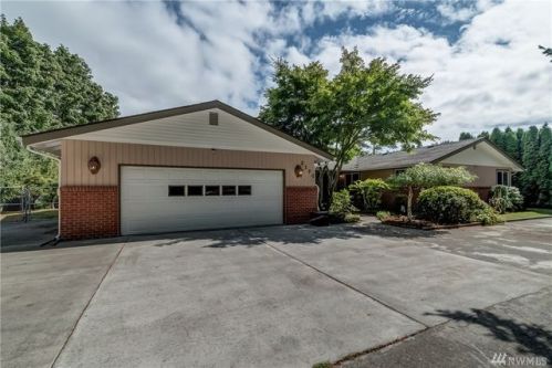 2170 Seamount Dr, Ferndale, WA 98248-9251