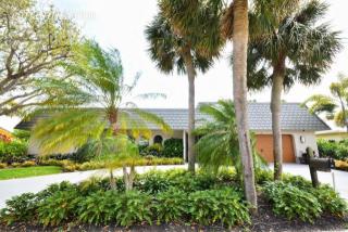 126 Park Ln, Lake Worth, FL 33462-5402