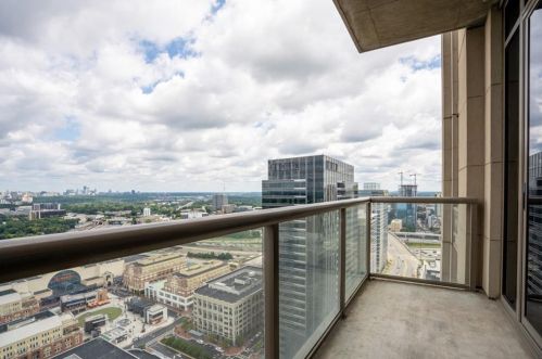 270 17th St, Atlanta GA  30309-3324 exterior